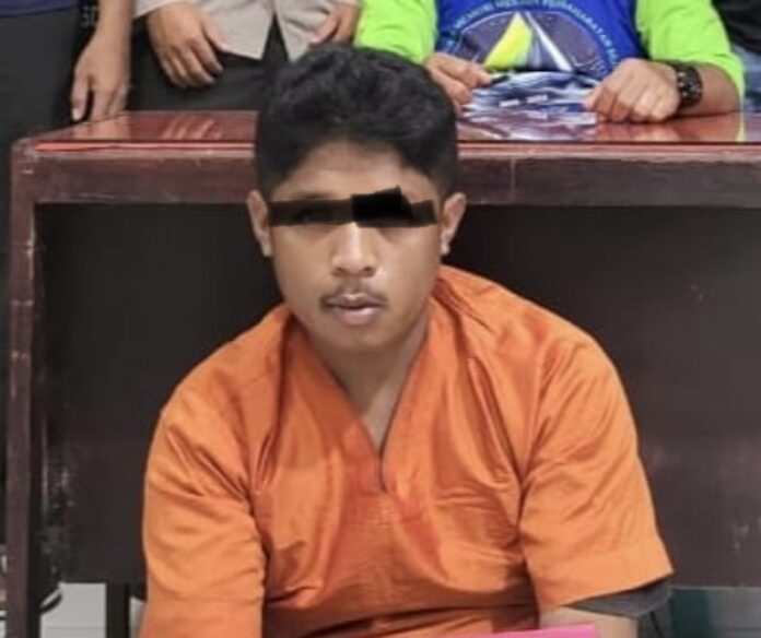 Sopir di Batang Cenaku Ditangkap dengan 2 Paket Sabu Siap Edar