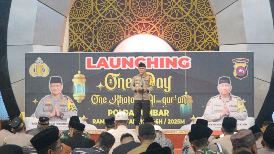 One Day One Khatam, Polda Sumbar Gaungkan Cinta Al-Qur'an di Bulan Ramadhan