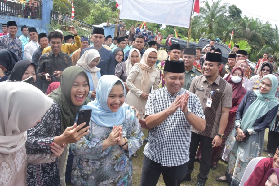 Bupati Kasmarni Tegaskan Komitmen Pembangunan Talang Muandau dalam Safari Ramadan