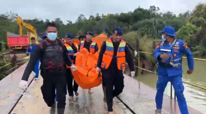 Tragedi Sungai Segati, 15 Tewas, 17 Selamat dalam Kecelakaan Maut