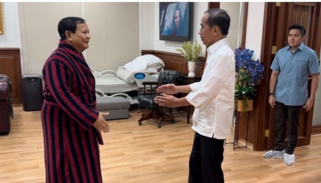 Selesai Operasi Kaki, Prabowo Subianto Dijenguk Presiden Jokowi