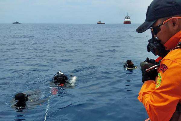 Tim Penyelam Pastikan Sinyal Black Box Lion Air yang Terpantau